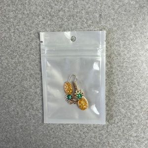 $5/FREE ADD ON | Pineapple earrings🍍